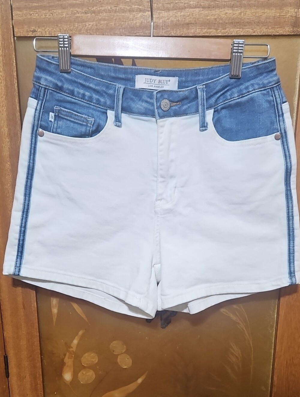Judy Blue Annie Color Block High Rise Denim Shorts Two Tone White Blue M